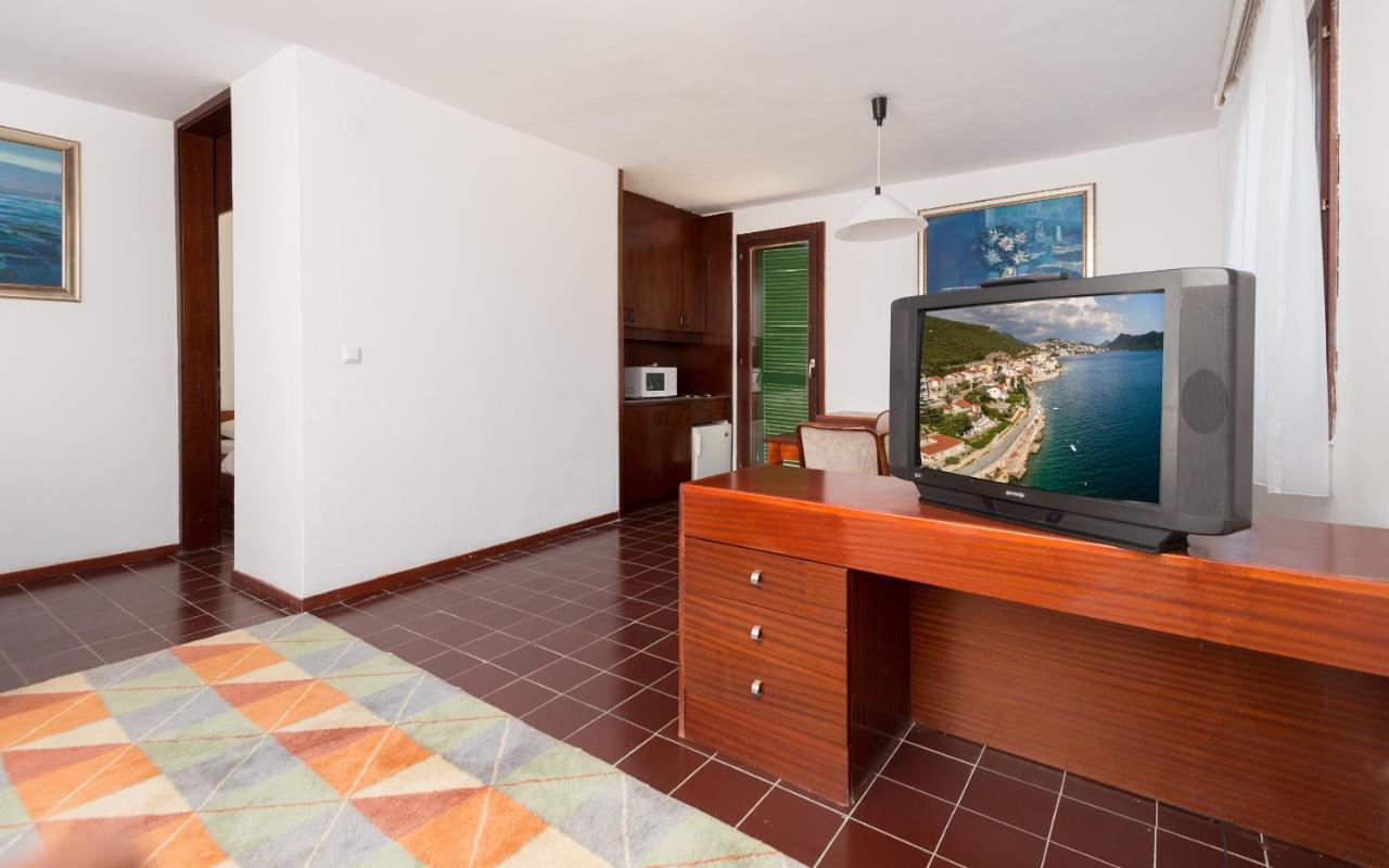 Hotel Zenit Неум Экстерьер фото